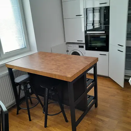 Lägenhet Centrum Bytca.